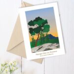 Illustration paysage du Sud vue sur la montagne Ste Victoire depuis le sentier de Bibemus à Aix en Provence oiseau mésange huppée lever du soleil