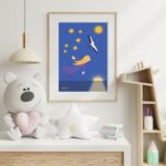 Affiche déco pour enfants Décrocher les étoiles : fillette volant derrière une grue du Japon à la recherche d'étoiles à décrocher